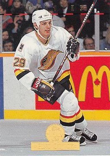 #200 Gino Odjick - Vancouver Canucks - 1994-95 Leaf Hockey
