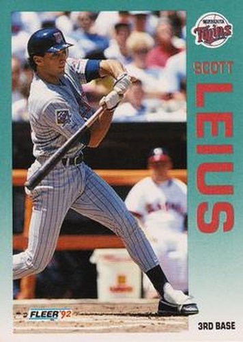 #209 Scott Leius - Minnesota Twins - 1992 Fleer Baseball