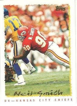 #210 Neil Smith - Kansas City Chiefs - 1995 Topps Football