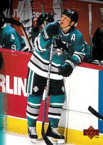 #213 Igor Larionov - San Jose Sharks - 1995-96 Upper Deck Hockey