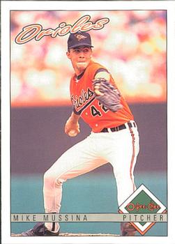 #214 Mike Mussina - Baltimore Orioles - 1993 O-Pee-Chee Baseball