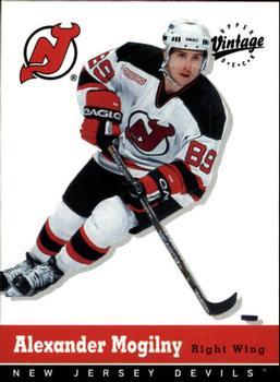 #214 Alexander Mogilny - New Jersey Devils - 2000-01 Upper Deck Vintage Hockey