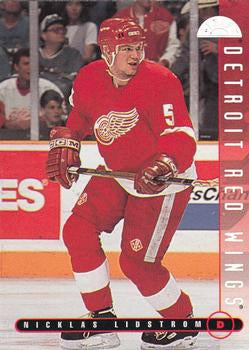 #228 Nicklas Lidstrom - Detroit Red Wings - 1995-96 Leaf Hockey