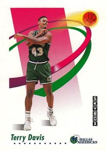 #622 Terry Davis - Dallas Mavericks - 1991-92 SkyBox Basketball