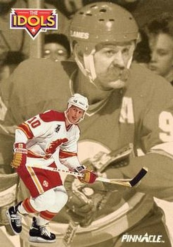 #242 Gary Roberts / Lanny McDonald - Calgary Flames - 1992-93 Pinnacle Canadian Hockey