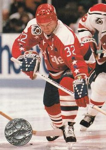#245 Dale Hunter - Washington Capitals - 1991-92 Pro Set Platinum Hockey