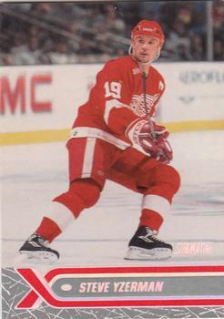 #24 Steve Yzerman - Detroit Red Wings - 2000-01 Stadium Club Hockey