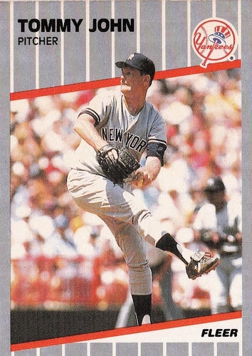 #255 Tommy John - New York Yankees - 1989 Fleer Baseball