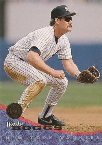 #257 Wade Boggs - New York Yankees - 1994 Leaf Baseball