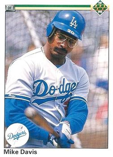 #258 Mike Davis - Los Angeles Dodgers - 1990 Upper Deck Baseball