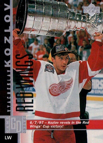 #271 Vyacheslav Kozlov - Detroit Red Wings - 1997-98 Upper Deck Hockey