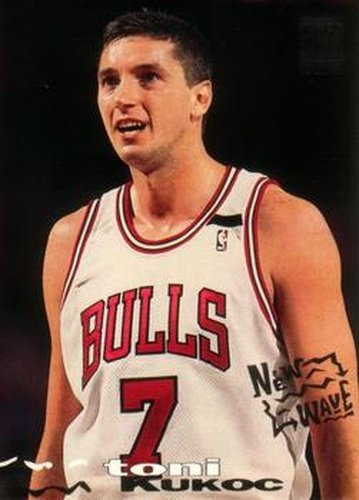 #275 Toni Kukoc - Chicago Bulls - 1993-94 Stadium Club Basketball