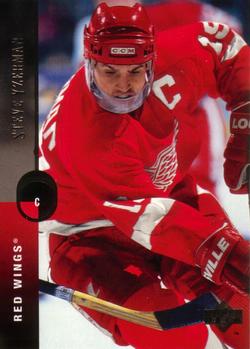 #300 Steve Yzerman - Detroit Red Wings - 1994-95 Upper Deck Hockey