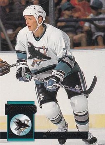 #305 Igor Larionov - San Jose Sharks - 1993-94 Donruss Hockey