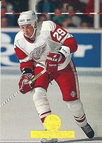 #312 Aaron Ward - Detroit Red Wings - 1994-95 Leaf Hockey