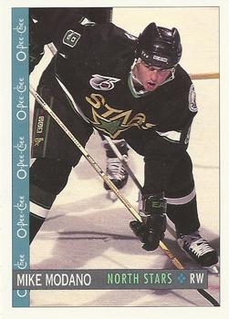 #313 Mike Modano - Minnesota North Stars - 1992-93 O-Pee-Chee Hockey