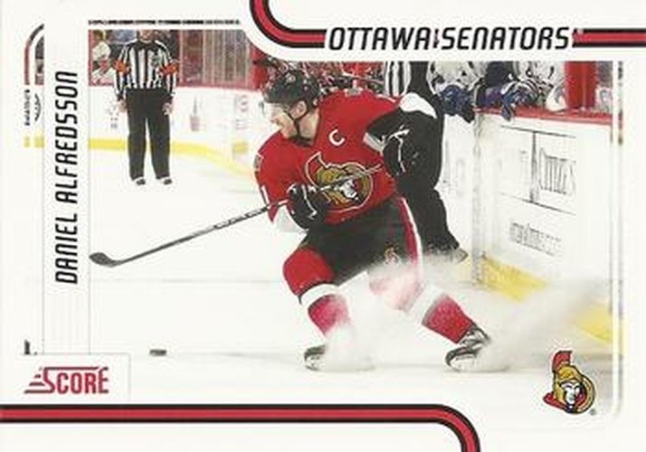 #322 Daniel Alfredsson - Ottawa Senators - 2011-12 Score Hockey