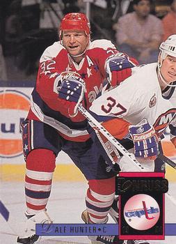 #370 Dale Hunter - Washington Capitals - 1993-94 Donruss Hockey