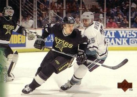 #37 Richard Matvichuk - Dallas Stars - 1995-96 Upper Deck Hockey