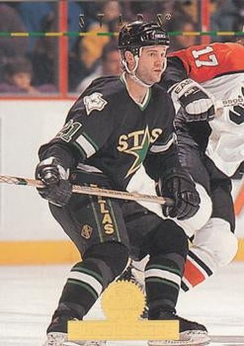 #409 Paul Broten - Dallas Stars - 1994-95 Leaf Hockey