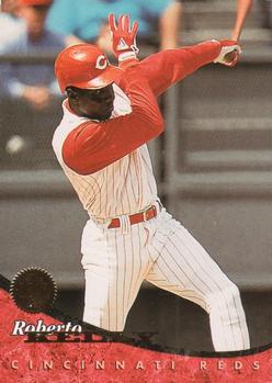 #40 Roberto Kelly - Cincinnati Reds - 1994 Leaf Baseball