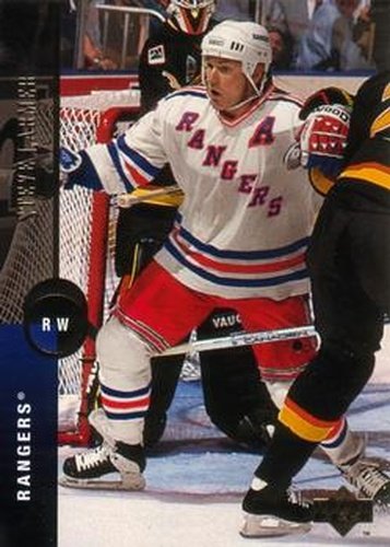 #40 Steve Larmer - New York Rangers - 1994-95 Upper Deck Hockey