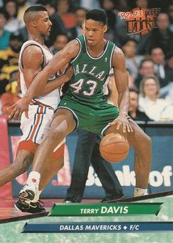 #41 Terry Davis - Dallas Mavericks - 1992-93 Ultra Basketball