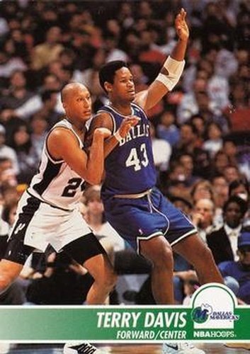 #41 Terry Davis - Dallas Mavericks - 1994-95 Hoops Basketball