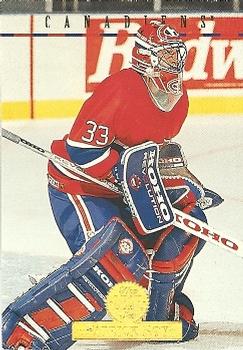 #41 Patrick Roy - Montreal Canadiens - 1994-95 Leaf Hockey