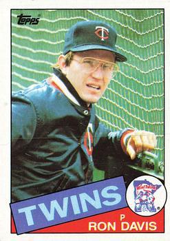 #430 Ron Davis - Minnesota Twins - 1985 Topps Baseball