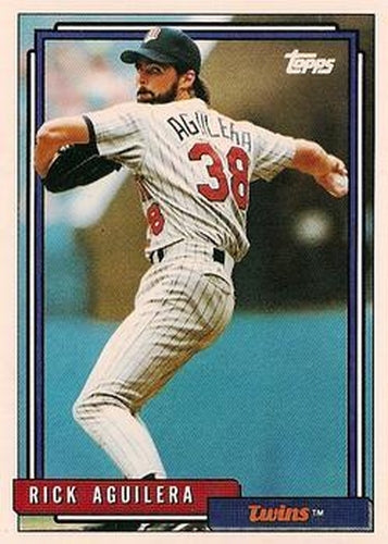 #44 Rick Aguilera - Minnesota Twins - 1992 Topps Baseball