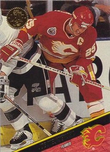 #126 Joe Nieuwendyk - Calgary Flames - 1993-94 Leaf Hockey