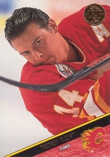 #154 Theoren Fleury - Calgary Flames - 1993-94 Leaf Hockey