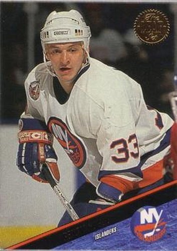 #155 Benoit Hogue - New York Islanders - 1993-94 Leaf Hockey