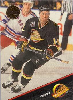 #72 Geoff Courtnall - Vancouver Canucks - 1993-94 Leaf Hockey