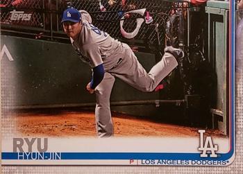 #515b Hyun-Jin Ryu - Los Angeles Dodgers - 2019 Topps Baseball