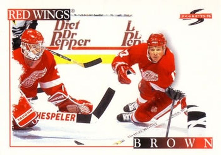 #193 Doug Brown - Detroit Red Wings - 1995-96 Score Hockey