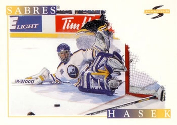 #200 Dominik Hasek - Buffalo Sabres - 1995-96 Score Hockey