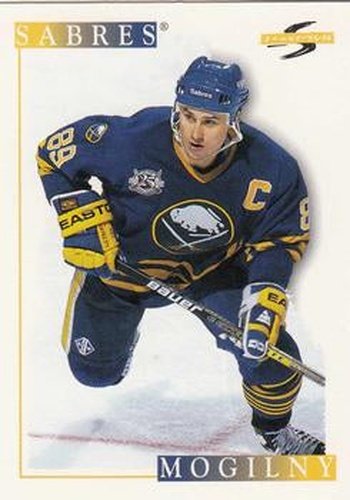 #21 Alexander Mogilny - Buffalo Sabres - 1995-96 Score Hockey