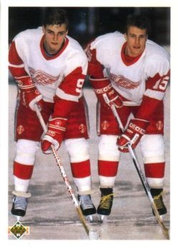 #521 Young Guns Checklist Sergei Fedorov / Johan Garpenlov - Detroit Red Wings - 1990-91 Upper Deck Hockey