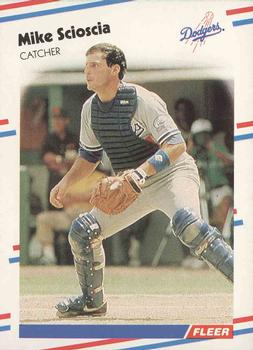 #524 Mike Scioscia - Los Angeles Dodgers - 1988 Fleer Baseball