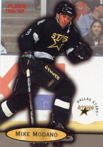 #27 Mike Modano - Dallas Stars - 1996-97 Fleer Hockey
