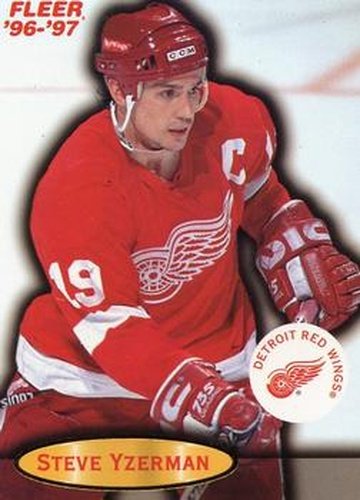 #35 Steve Yzerman - Detroit Red Wings - 1996-97 Fleer Hockey