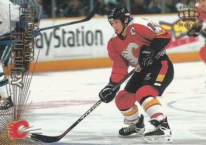 #45 Theoren Fleury - Calgary Flames - 1997-98 Pacific Crown Hockey