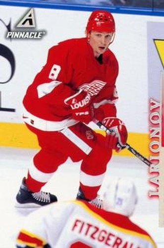 #129 Igor Larionov - Detroit Red Wings - 1997-98 Pinnacle Hockey