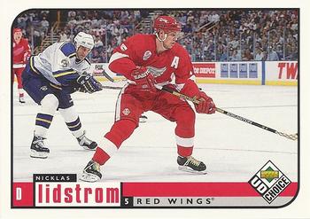 #77 Nicklas Lidstrom - Detroit Red Wings - 1998-99 UD Choice Hockey