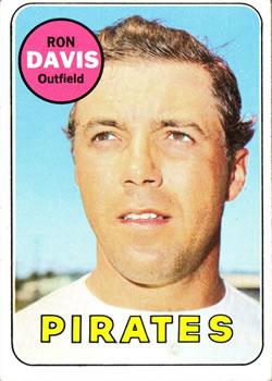 #553 Ron Davis - Pittsburgh Pirates - 1969 Topps Baseball
