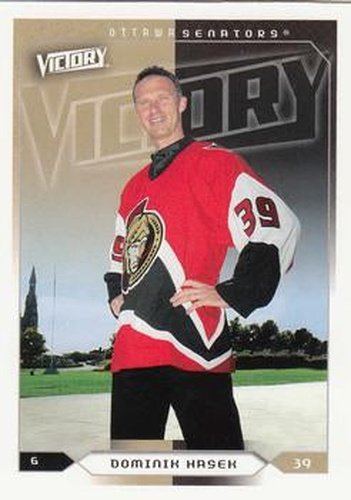 #135 Dominik Hasek - Ottawa Senators - 2005-06 Upper Deck Victory Hockey