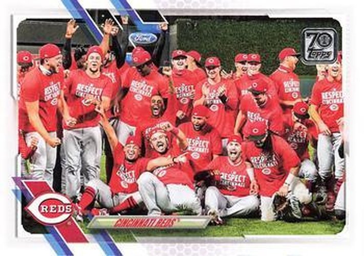 #587 Cincinnati Reds - Cincinnati Reds - 2021 Topps Baseball