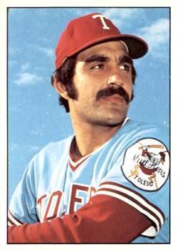 #596 Larry Cox - Minnesota Twins - 1976 SSPC Baseball